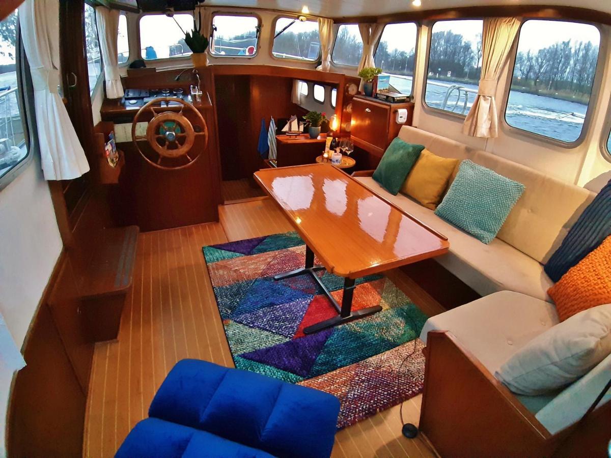 Motor Yacht Almaz 호텔 암스테르담 외부 사진