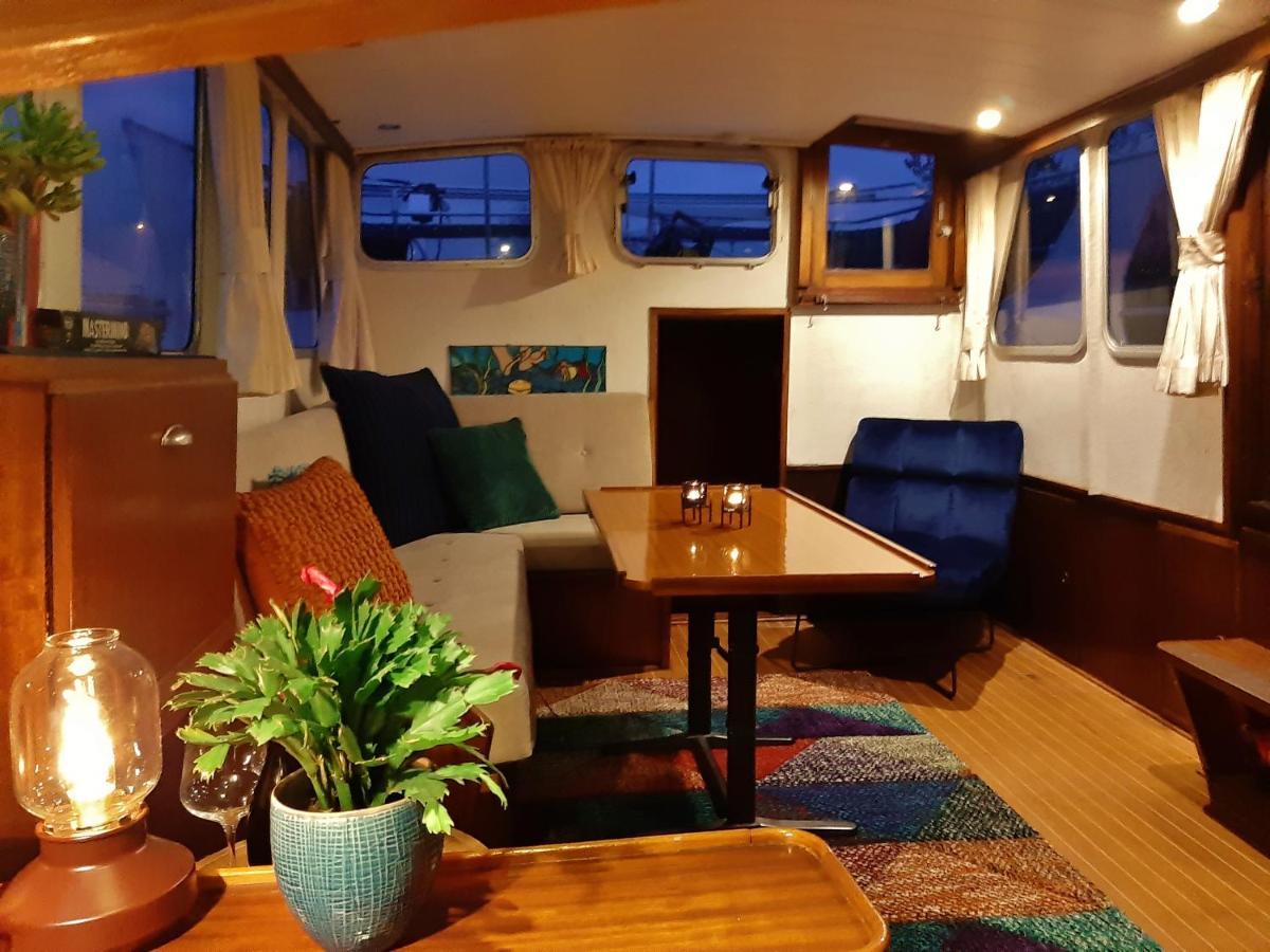 Motor Yacht Almaz 호텔 암스테르담 외부 사진