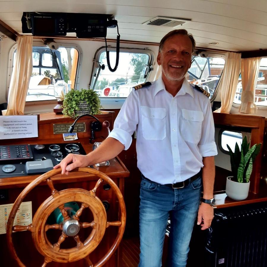 Motor Yacht Almaz 호텔 암스테르담 외부 사진
